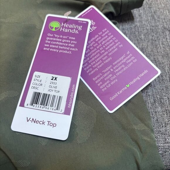 Healing Hands Purple Label Women Scrubs Top Joy Camo 2353 - Picture 3 of 9
